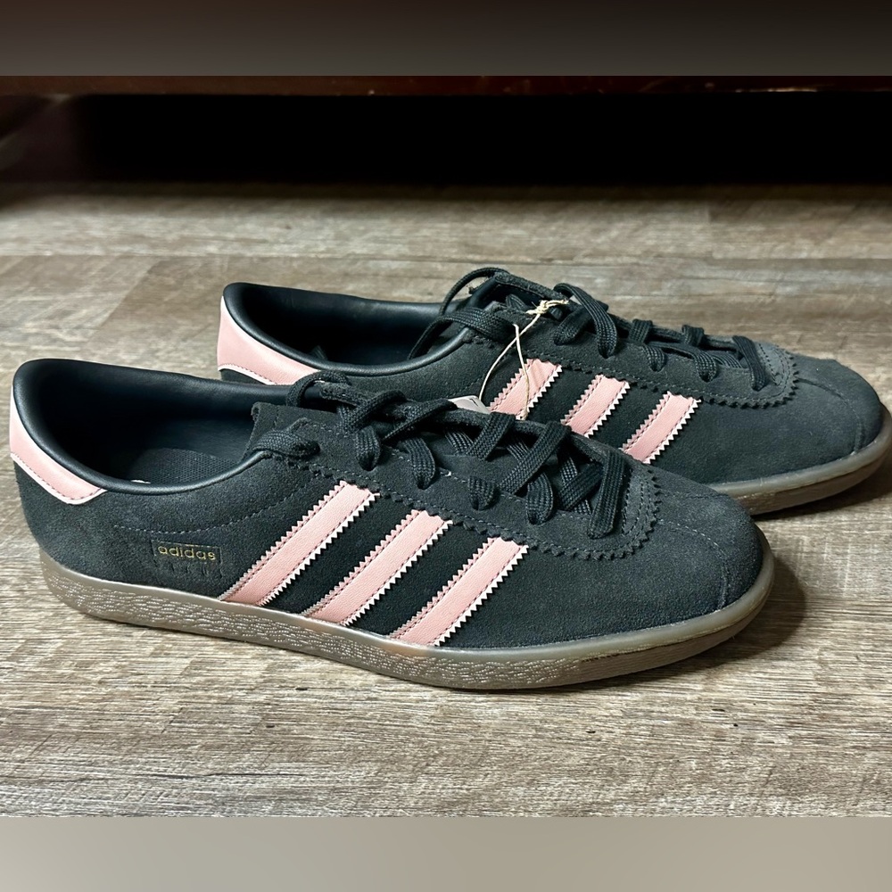 Adidas Women's Stadt Black and Pink Striped Sneakers